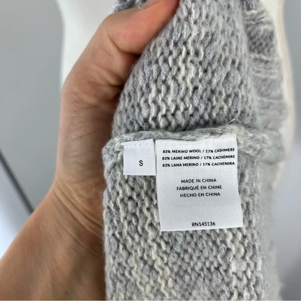 Naadam chunky knit merino wool cashmere v neck sweater - Picture 6 of 6